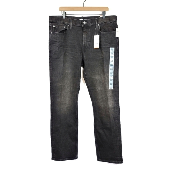 Old Navy Built-In Flex Straight Black Jeans NWT - Picture 3 of 10